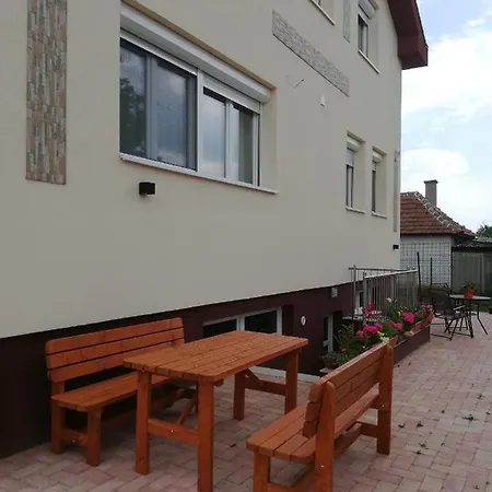 Heuréka Bed & Breakfast Gárdony
